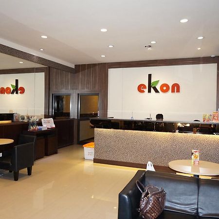 Ekon Hotel Yogyakarta Exteriér fotografie