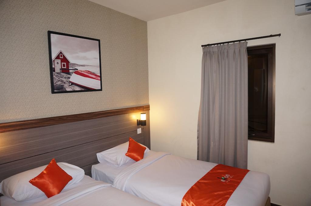 Ekon Hotel Yogyakarta Pokoj fotografie