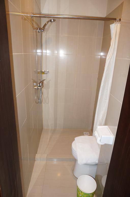 Ekon Hotel Yogyakarta Pokoj fotografie