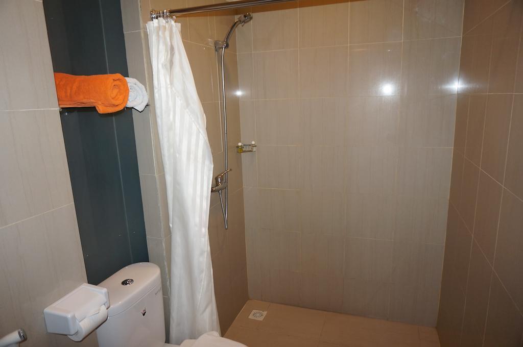 Ekon Hotel Yogyakarta Pokoj fotografie