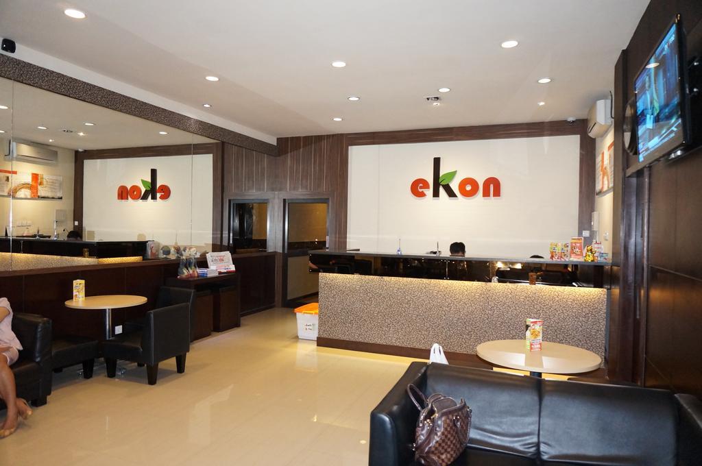 Ekon Hotel Yogyakarta Exteriér fotografie